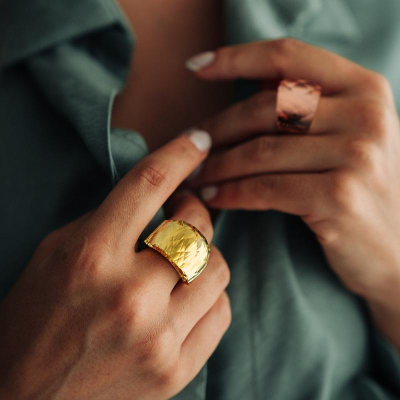 Gold and Pink Gold Ring Set with Geometrical Pattern Design